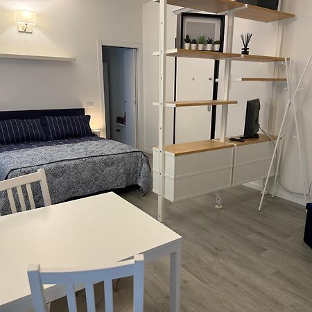 "Giulifor" - Zona Indipendenza - Risorgimento Lägenhet Milano Exteriör bild